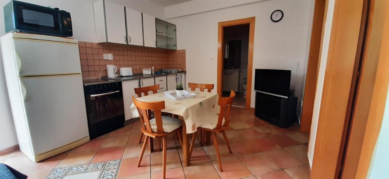 Villa Dobra Family Apartments ヴィル エクステリア 写真