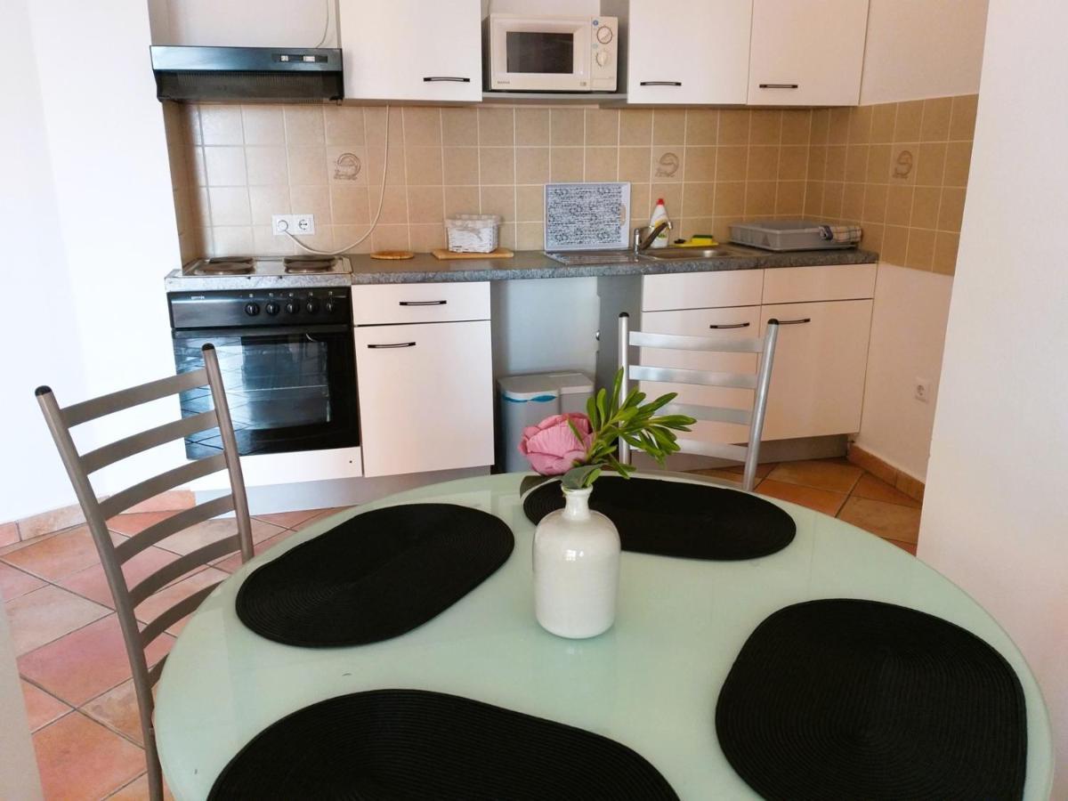 Villa Dobra Family Apartments ヴィル エクステリア 写真