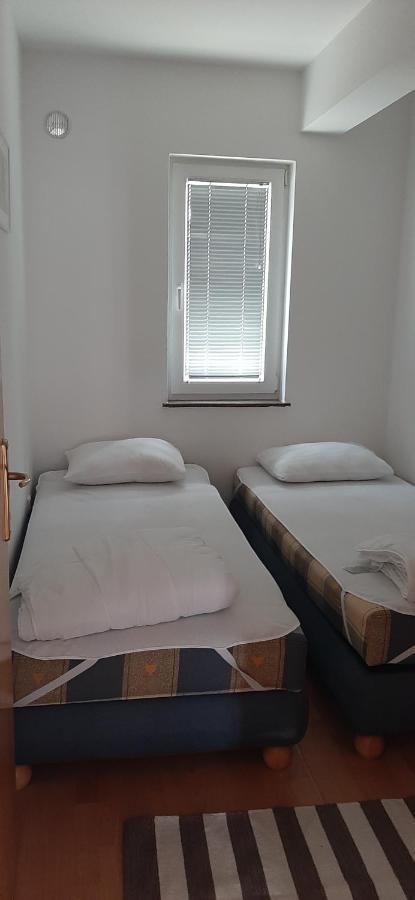 Villa Dobra Family Apartments ヴィル エクステリア 写真