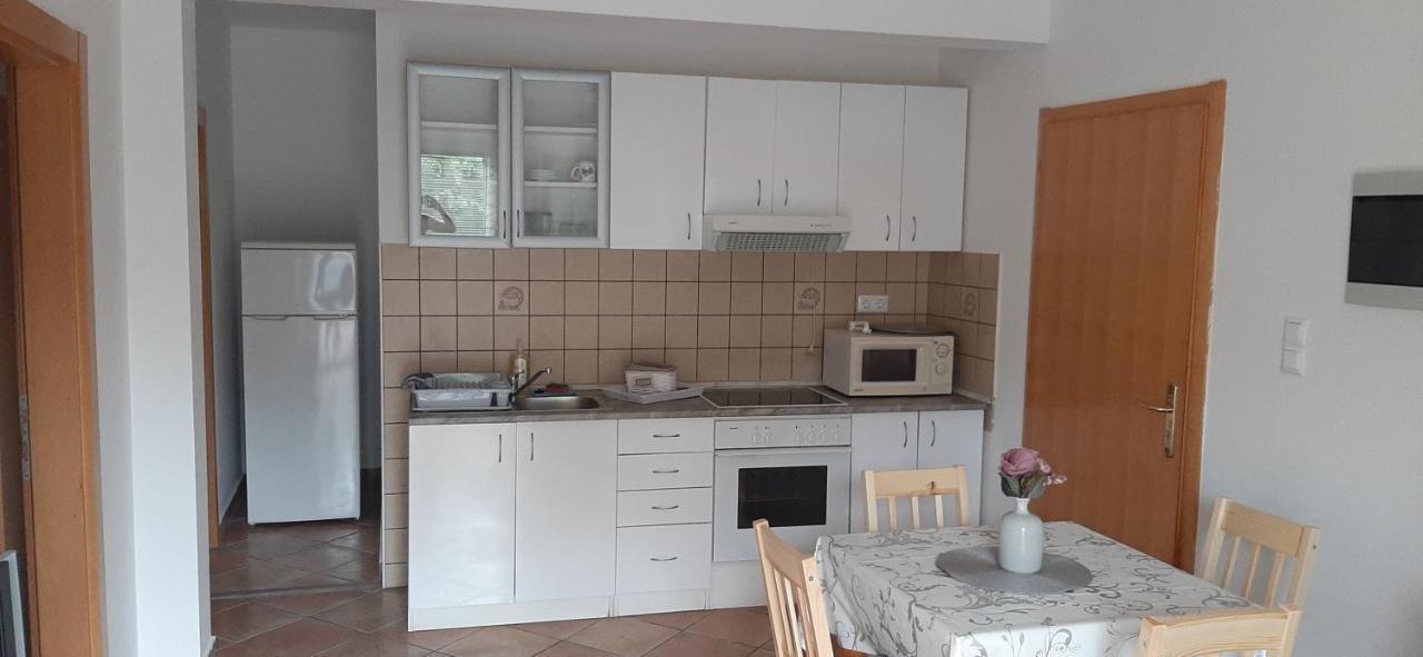 Villa Dobra Family Apartments ヴィル エクステリア 写真